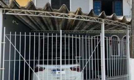 Sobrado Moderno no Condomínio Palmares – Porteira Fechada