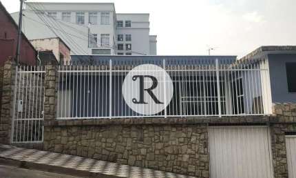 SOBRADO À VENDA NOS ARREDORES DA FACULDADE DE DIREITO!