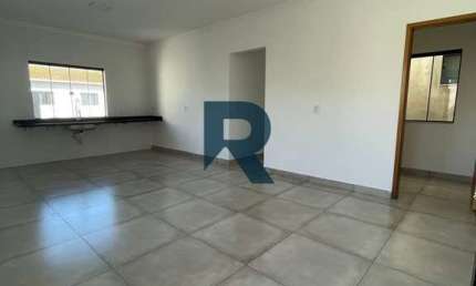 CASA COM 2 QUARTOS + SUÍTE À VENDA EM POUSO ALEGRE, VISTA INCRÍVEL E GARAGEM