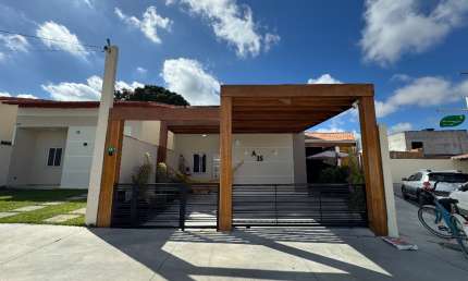 Casa com 3 quartos à venda na Avenida Vinícius de Moraes, 1333, Colina Verde, Teixeira de Freitas