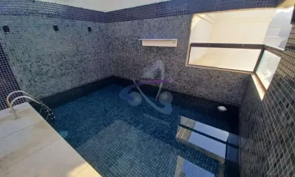 Cobertura duplex com piscina, 4 quartos 2 suítes e 2 vagas