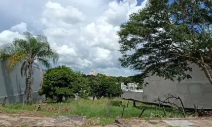Terreno à venda no Alto Cafezal, Marília 