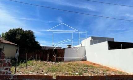 Terreno à venda no Hípica Paulista, Marília 