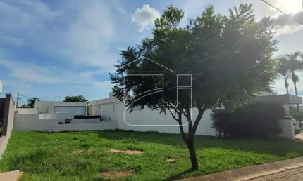 Terreno em Condomínio Residencial Costa do Ipê  -  Marília