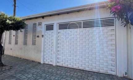 Casa em Nucleo Habitacional Alcides Matiuzzi  -  Marília