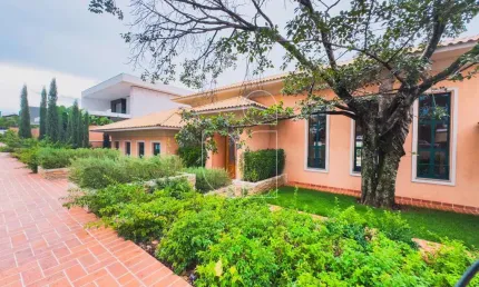 Casa em condomínio em parque das esmeraldas - marília, sp por 1