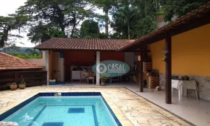 Casa com 04 Quartos à Venda no Engenho do Mato - Niterói/RJ.