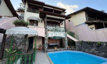 Casa com 04 Quartos à Venda em - Camboinhas- Niterói/RJ