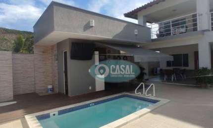 Casa em Condomínio com 05 Quartos, sendo 04 Suítes com Closet!!!