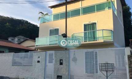 Casa com 04 Quartos à Venda em Itaipu - Niterói/RJ.