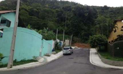 Terreno à Venda, 459 m² em Piratininga - Niterói/RJ.