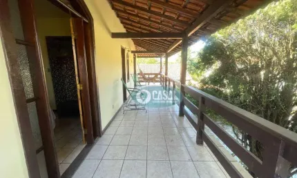 Casa com 5 quartos, sendo 2 suítes,  em itaipu - niterói/rj