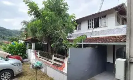 Casa com 1 quarto à venda na Rua Santo Antônio, 345, Itaipu, Niterói