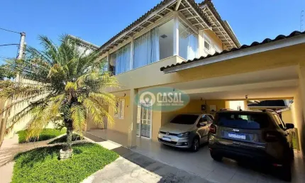 Casa em piratininga com 03 quartos suítes, churrasqueira e quintalzão.