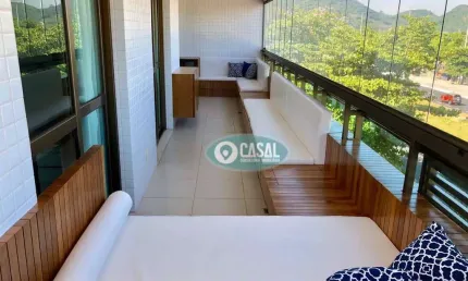 Apartamento com Vista para o Mar, 03 Suítes em Charitas.