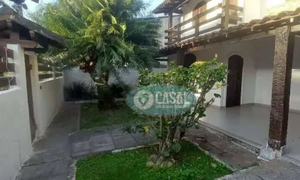 Casa com 05 Quartos em Piratininga, localização privilegiada