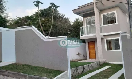 Casa à Venda em Maria Paula com 02 Quartos Sendo 02 Suítes.