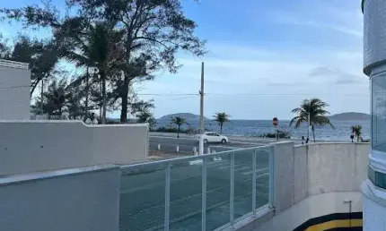 Apartamento com 02 Quartos na Frente da Praia de Piratininga.