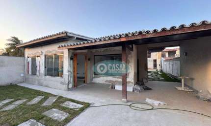 Casa Linear com 03 Suítes, Piscina e Churrasqueira! Localizada no Melhor Ponto do Maravista.