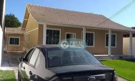 Casa em Itaipu com 04 Quartos sendo 02 Suítes, Churrasqueira, Toda Reformada