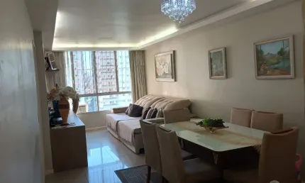VENDO APTO 2 QUARTO COM SUÍTE. MIOLO DE ICARAÍ. FARTO EM PLANEJADOS