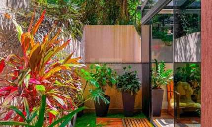 Totalmente Mobiliado próximo a Maurício Cardoso com lindo Terraço 3 ambientes