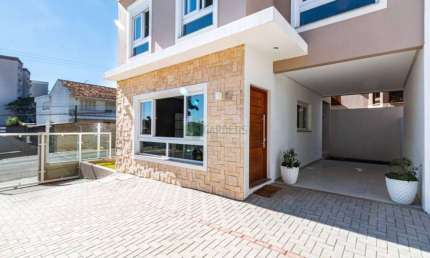Casa em Condomínio, 03 Dormitórios no Bairro Pátria Nova, NH