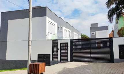 Ótimos Sobrados, Bem Localizados, 02 Suítes em Novo Hamburgo