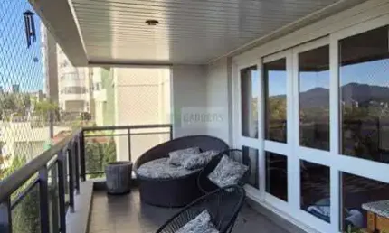 apartamento 1 por andar com vista 360 graus, ótima ventilação e luz solar