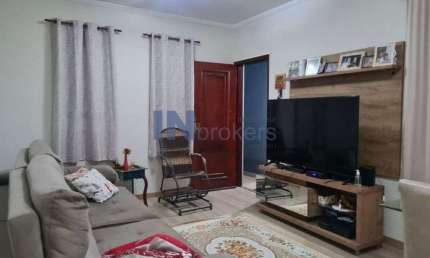 Imperdível oportunidade! Casa à venda em Jundiaí-SP, Jardim Tannus: 3 quartos, 1 suíte, 2 salas, 3 banheiros, 2 vagas, 117m².