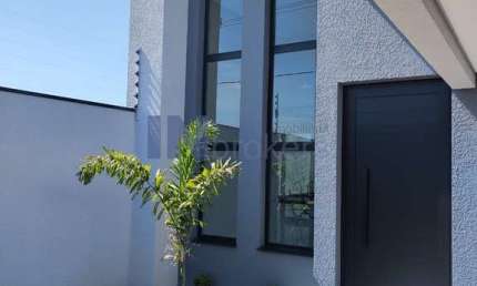 Imperdível! Casa à venda em Itupeva-SP, Jardim Japão, 3 quartos, 1 suíte, 2 banheiros, 2 vagas de garagem, 131,92 m².