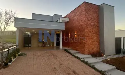 Casa térrea a venda no condomínio Brisas Jundiaí com 4 suítes, closet, área gourmet, 4 vagas, Jd Novo Mundo- Jundiaí