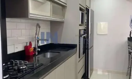 Lindo apartamento no Residencial Paraíso Várzea Paulista/SP, porteira fechada, 2 dormitórios, 1 vaga de garagem, área de lazer completa com piscina .