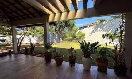 Luxuosa Casa de Condomínio à Venda em Jundiaí-SP, Jardim das Samambaias: 4 quartos, 2 suítes, 2 salas, 4 banheiros, 4 vagas, 309m².