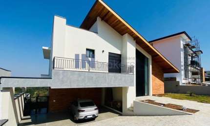 Casa alto padrão com 469m² - 3 suítes, piscina borda infinita, área gourmet, home office, à venda no Condomínio Terras de Jundiaí, em Jundiaí SP