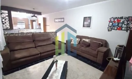 Casa com 2 quartos à venda na Kata Liciburg, 256, Jardim Varan, Suzano por R$ 365.000
