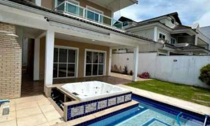 Casa em condomínio fechado com 4 quartos à venda na Estrada Vereador Alceu de Carvalho, Recreio dos Bandeirantes, Rio de Janeiro por R$ 2.250.000
