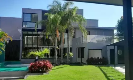 Casa em condomínio fechado com 5 quartos à venda na Avenida das Américas, Barra da Tijuca, Rio de Janeiro por R$ 13.990.000