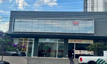 Sala comercial Nova na área Central de Londrina, disponível para Locação