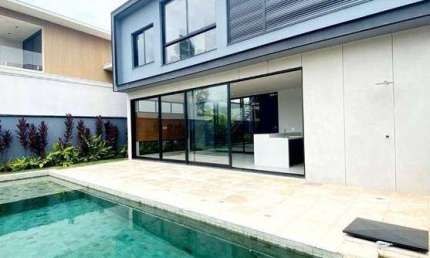 Casa com 4 suítes, área gourmet, piscina à venda, 355 m² por R$ 3.400.000 - Alphaville 4 - Votorantim/SP