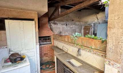 Casa à venda em Ribeirão Preto, Parque Ribeirão Preto, com 2 quartos, 120m²