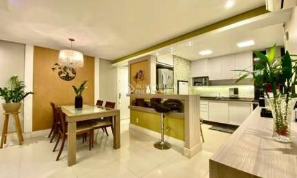 Apartamento à Venda, 3 Quartos, 1 Suíte, no Petrópolis