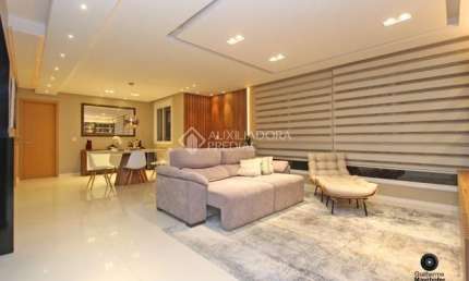 Apartamento a Venda com 3 Quartos, 2 Vagas Passo da Areia
