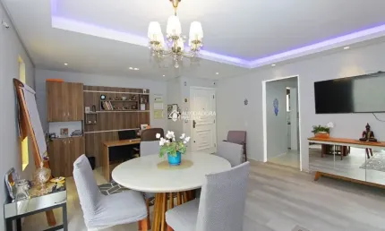 Apartamento com 123m² 3 quartos 1 vaga à venda no bairro Petrópolis em Porto Alegre