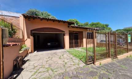 Casa com 2 quartos à venda na Rua Cachoeira, 531, Nonoai, Porto Alegre