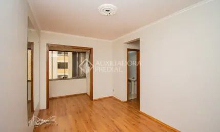 Oportunidade Imperdível: Apartamento com 2 Dormitórios e Vaga, Próximo à Av. Assis Brasil!