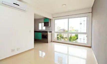 Apartamento Semi Mobiliado com 2 Dormitórios, Suíte e 2 Vagas – Infraestrutura Completa!