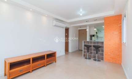 Apartamento Semimobiliado com Suíte e Vista Panorâmica no Bairro Tristeza – Empreendimento Sucre!