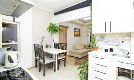 Amplo Apartamento de 3 Dormitórios com Vaga Escriturada no Coração do Bom Fim!