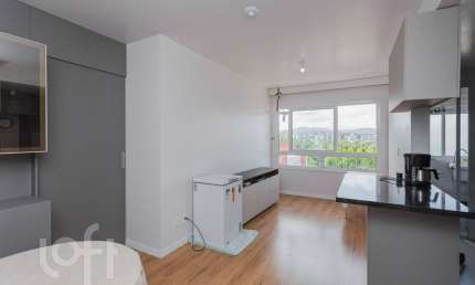 Apartamento com Suíte e 2 Vagas na Cidade Baixa – Localização Privilegiada!